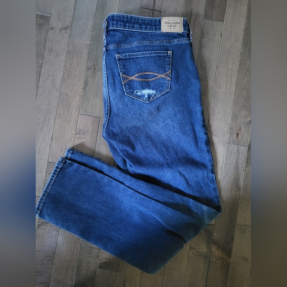 Abercrombie & Fitch jeans - Picture 1 of 5